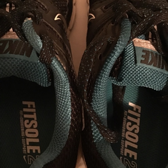 🤫Nike’s women’s FitSole2, new cond. see pics. size 6.5, super clean/lightweigh - Picture 6 of 6